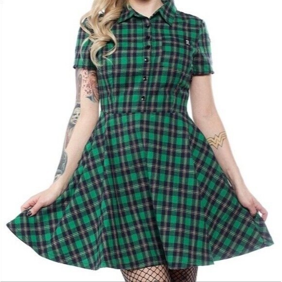 Sourpuss Dresses & Skirts - NWT Sourpuss y2k punk clothing green + black plaid a-line dress w/ collar sz Sm